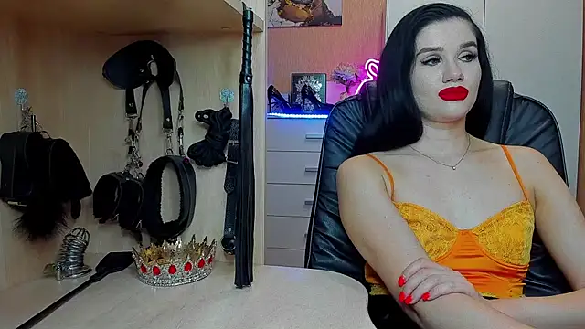 KristiTopxx online show from August 3, 2026, 6:36 pm