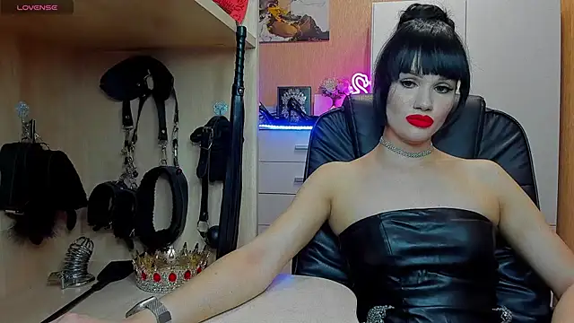 KristiTopxx online show from July 6, 2026, 7:16 pm