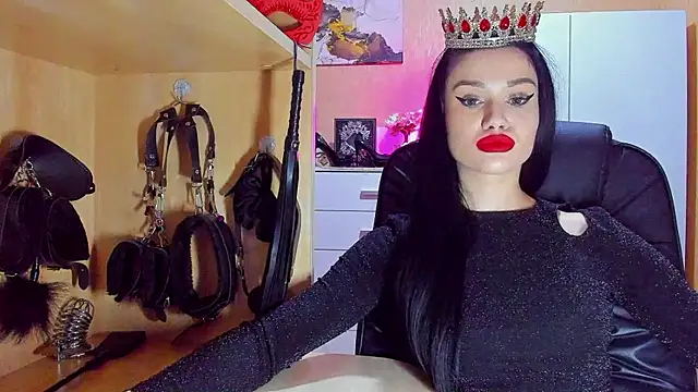 KristiTopxx online show from February 4, 2026, 8:26 pm