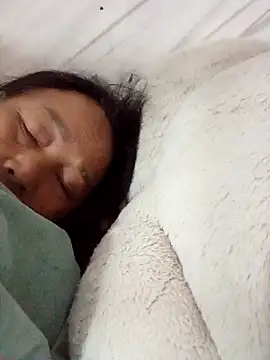 heesuu11 online show from April 23, 2026, 10:44 am