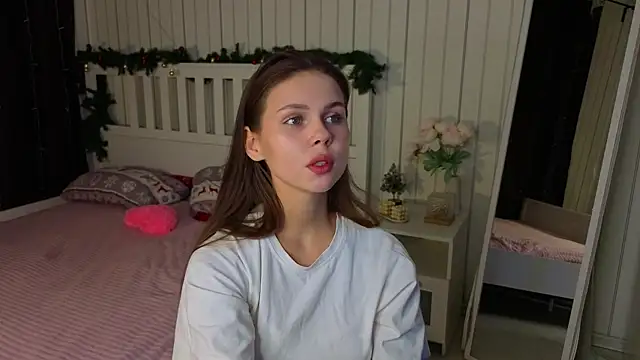 EarthaLevra online show from March 16, 2026, 9:17 pm