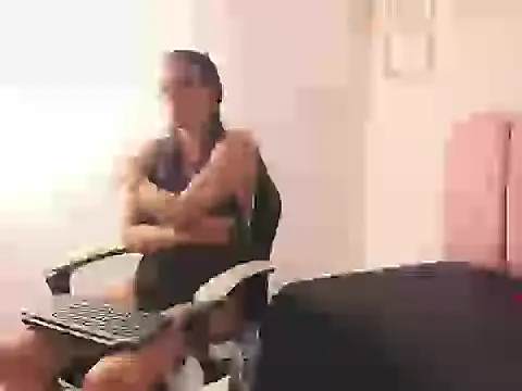 Snapshot of samira-grey chatting on February 23, 2026, 3:01 pm samira-grey online show from February 23, 2026, 3:01 pm