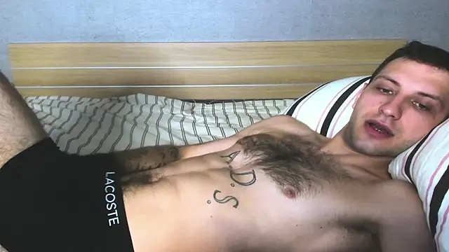 DarkRogue19 online show from March 3, 2026, 5:47 am