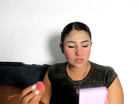 Snapshot of TatyGomez_ chatting on May 28, 2026, 3:47 am TatyGomez online show from May 28, 2026, 3:47 am