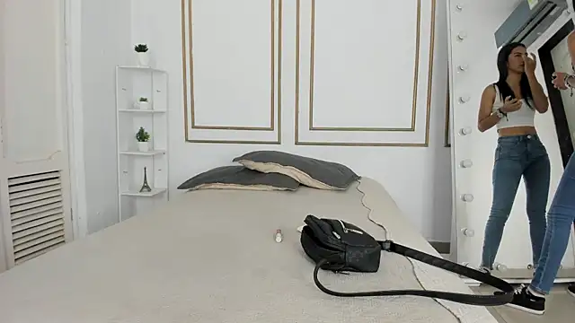 emily gaviria1 online show from March 3, 2026, 11:50 am