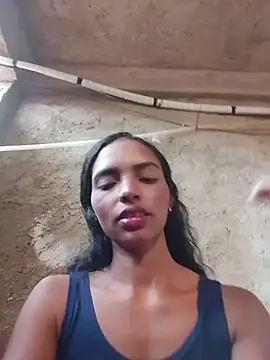 valentina gomez1 online show from April 27, 2026, 1:42 pm