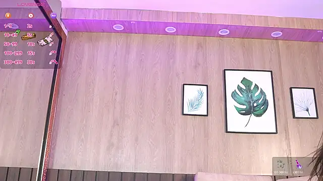 Snapshot of SilviaStoneX chatting on March 27, 2026, 11:33 am SilviaStoneX online show from March 27, 2026, 11:33 am