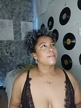medusafox  online show from July 7, 2026, 5:21 am