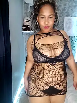 medusafox  online show from April 9, 2026, 4:25 am