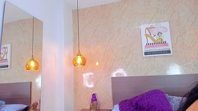 Miia03 online show from April 7, 2026, 12:18 pm