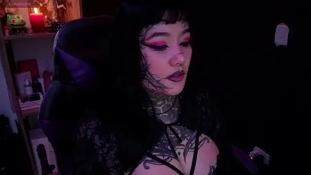 aradia 66 online show from August 4, 2026, 4:28 am
