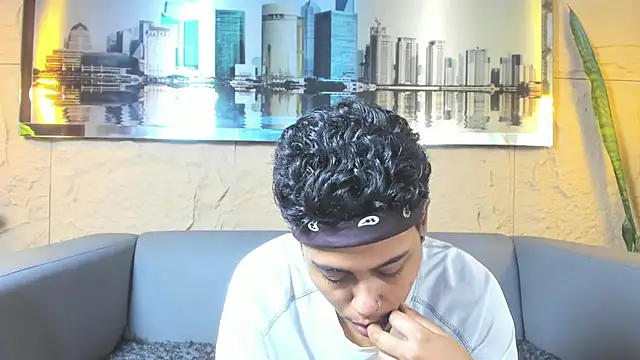 Noha  scott online show from March 24, 2026, 2:50 pm