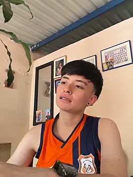 Tomnico 19 online show from April 10, 2026, 6:59 pm