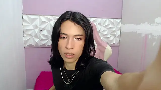 Snapshot of Larry_craft chatting on March 29, 2026, 1:02 pm Larry craft online show from March 29, 2026, 1:02 pm