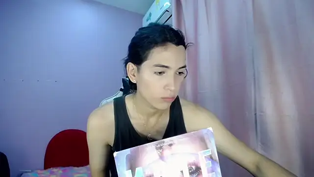 Snapshot of Larry_craft chatting on March 6, 2026, 8:37 pm Larry craft online show from March 6, 2026, 8:37 pm