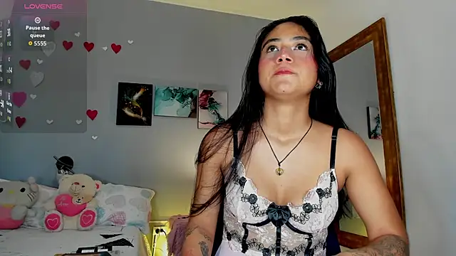 Snapshot of KimTaylorW chatting on March 9, 2026, 7:39 pm KimTaylorW online show from March 9, 2026, 7:39 pm