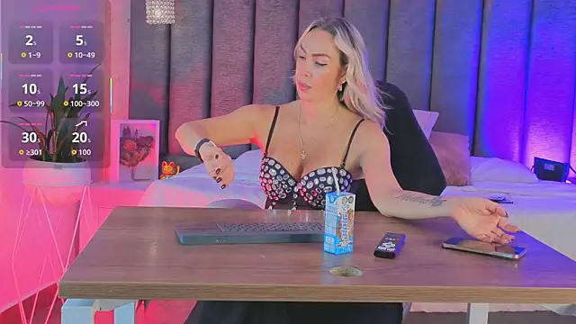 SophiMarin online show from July 20, 2026, 10:11 am