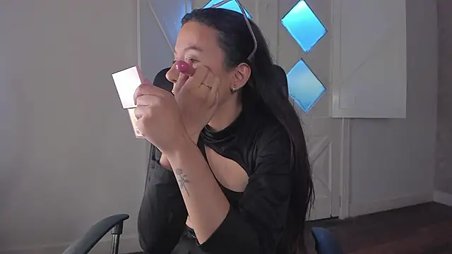 Arii wilde online show from March 25, 2026, 12:37 pm