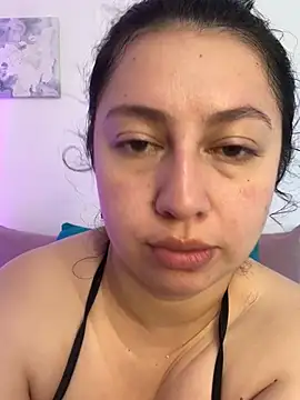 Ashleeyprincess01 online show from February 25, 2026, 5:13 pm