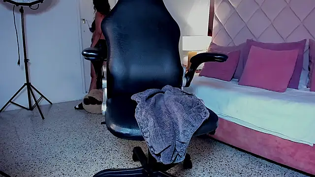 Snapshot of dulce_lyraa1 chatting on March 20, 2026, 4:35 am dulce lyraa1 online show from March 20, 2026, 4:35 am