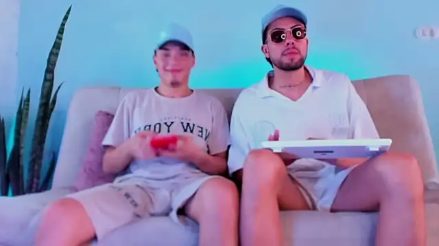 alex and christhoper online show from May 20, 2026, 7:11 pm