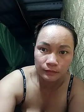 mami-rubi online show from March 31, 2026, 1:24 pm