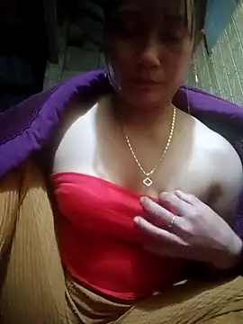 mami-rubi online show from March 5, 2026, 12:13 pm