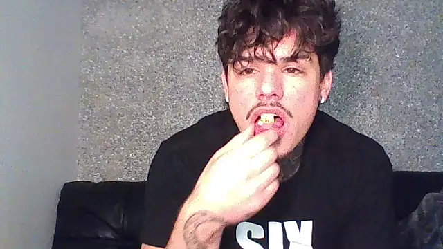 SNAKEARM online show from February 26, 2026, 10:43 pm