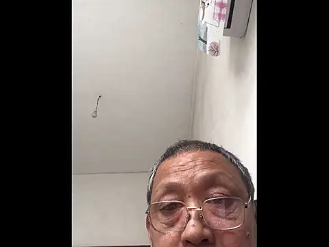 Snapshot of yaocaobi8 chatting on March 24, 2026, 12:54 am yaocaobi8 online show from March 24, 2026, 12:54 am