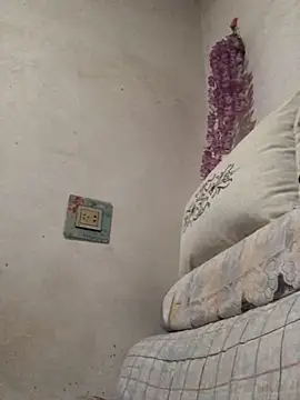 Snapshot of yaocaobi8 chatting on March 7, 2026, 10:32 am yaocaobi8 online show from March 7, 2026, 10:32 am