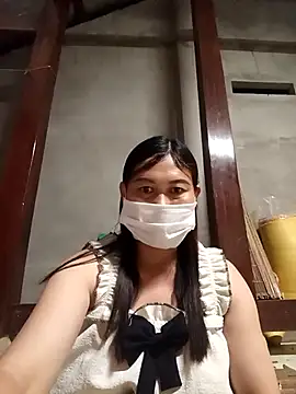 Snapshot of -Batina- chatting on April 15, 2026, 4:11 pm -Batina- online show from April 15, 2026, 4:11 pm