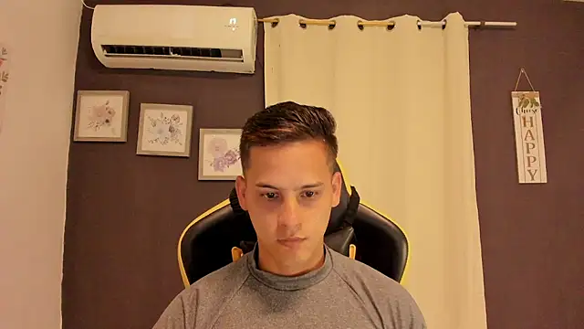 sexy andres01 online show from July 28, 2026, 9:25 pm