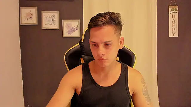 sexy andres01 online show from July 27, 2026, 10:50 pm