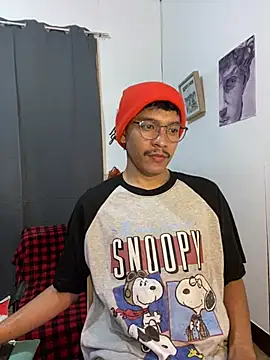 Snapshot of asian_darlingcummersxXx chatting on May 19, 2026, 12:45 pm asian darlingcummersxXx online show from May 19, 2026, 12:45 pm