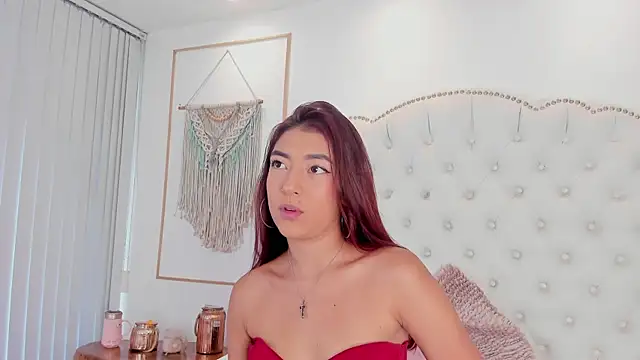 Snapshot of Sara_funy chatting on April 13, 2026, 11:36 am Sara funy online show from April 13, 2026, 11:36 am