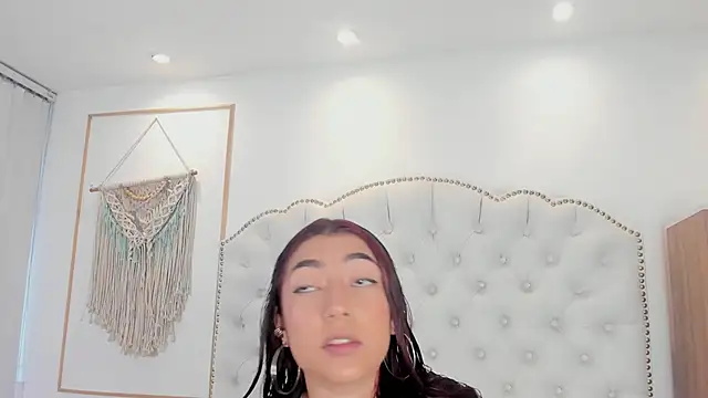 Snapshot of Sara_funy chatting on April 9, 2026, 11:16 am Sara funy online show from April 9, 2026, 11:16 am