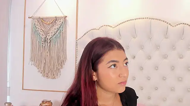 Snapshot of Sara_funy chatting on April 10, 2026, 11:17 am Sara funy online show from April 10, 2026, 11:17 am