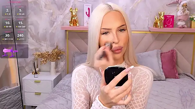 Snapshot of EvaXElfi chatting on April 5, 2026, 12:28 am EvaXElfi online show from April 5, 2026, 12:28 am