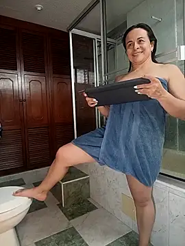 iliy perverted online show from May 11, 2026, 4:04 pm