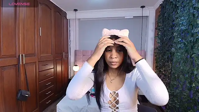 Snapshot of ShayMilleer chatting on March 17, 2026, 11:35 am ShayMilleer online show from March 17, 2026, 11:35 am