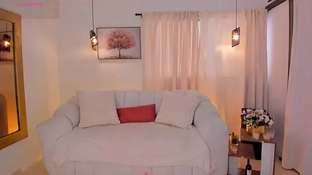 IsabellaLux  online show from March 22, 2026, 3:24 pm