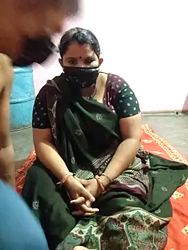 gujjuhotcouple online show from June 12, 2026, 6:16 pm