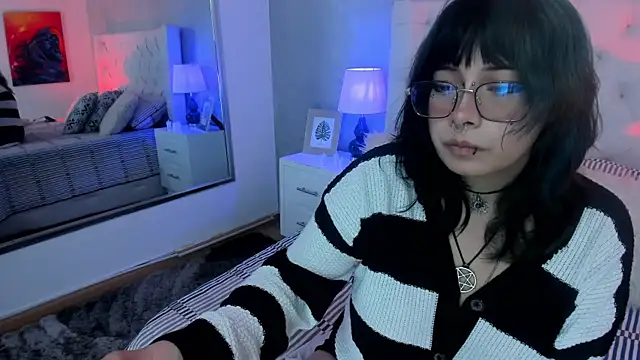 Ivi jones  online show from April 9, 2026, 8:15 pm