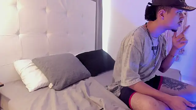 Jason 23   online show from March 25, 2026, 7:24 pm