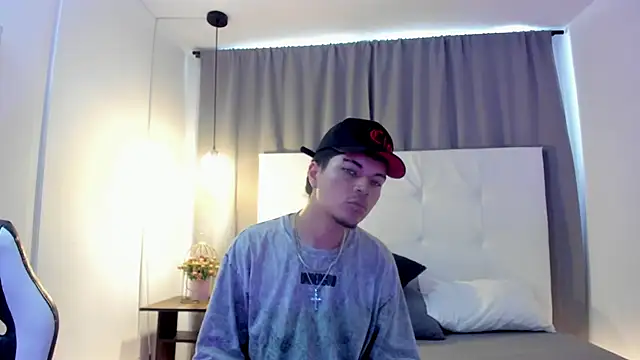 Jason 23   online show from March 6, 2026, 7:31 pm