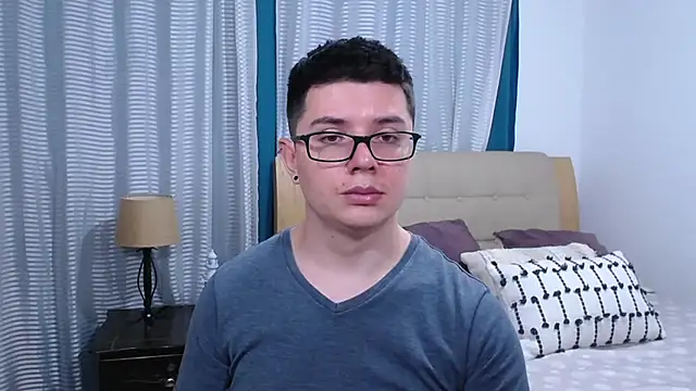 BlackFoXXX69 online show from April 15, 2026, 8:31 pm