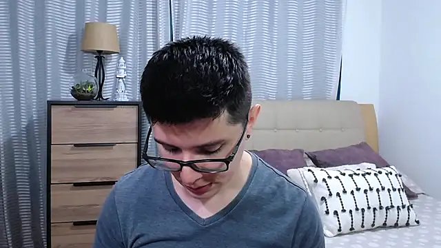 Snapshot of BlackFoXXX69 chatting on June 19, 2026, 10:04 pm BlackFoXXX69 online show from June 19, 2026, 10:04 pm