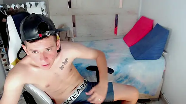 Stevan andrez  online show from February 25, 2026, 1:11 pm