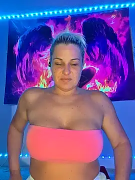 Snapshot of LadyB07 chatting on July 20, 2026, 1:46 am LadyB07 online show from July 20, 2026, 1:46 am