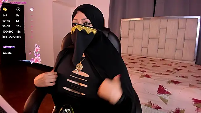 zafiro ziz online show from February 25, 2026, 2:06 pm